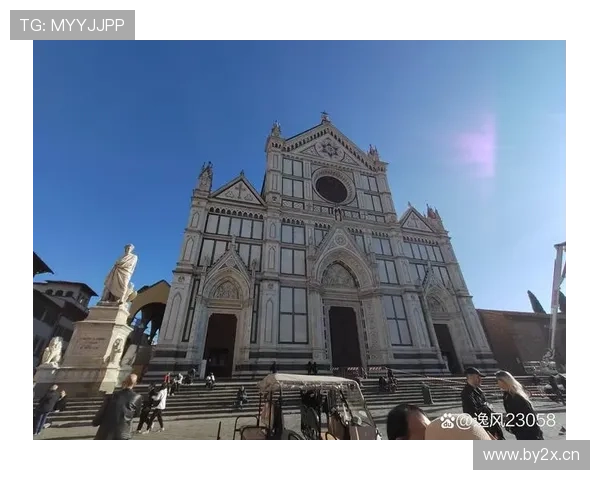 圣玛丽亚感恩教堂与文艺复兴艺术精神交汇的永恒历史回响